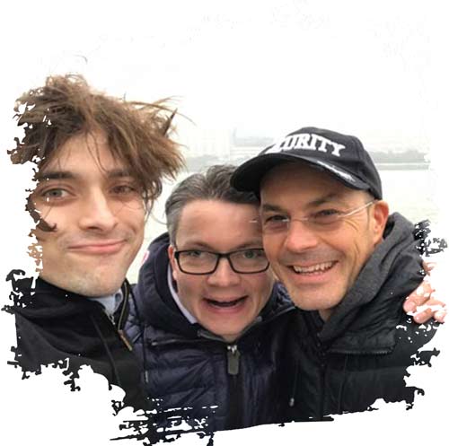 Damian, Klaus und Valentin auf ihrer Gemeinsamen Reise nach Schanghai